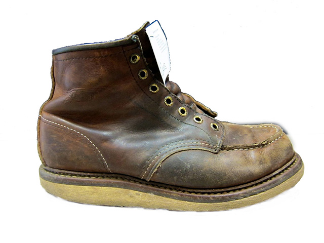 PS合成教程:制作长着鳄鱼嘴巴的鞋子