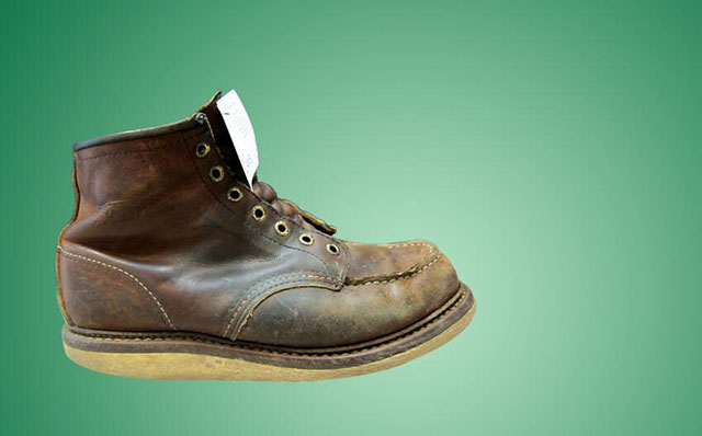 PS合成教程:制作长着鳄鱼嘴巴的鞋子