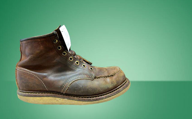 PS合成教程:制作长着鳄鱼嘴巴的鞋子