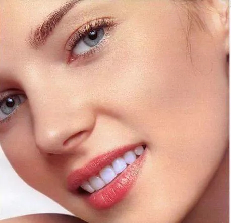 PS修图教程:简单几步美白牙齿