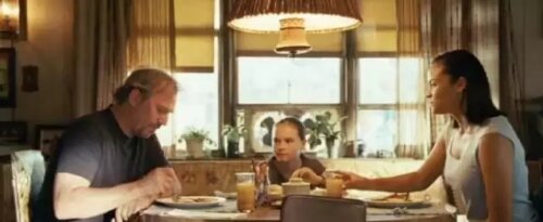 从全景到特写,如何为不同景别布光?-伊丞小站(YLIMHS.COM)