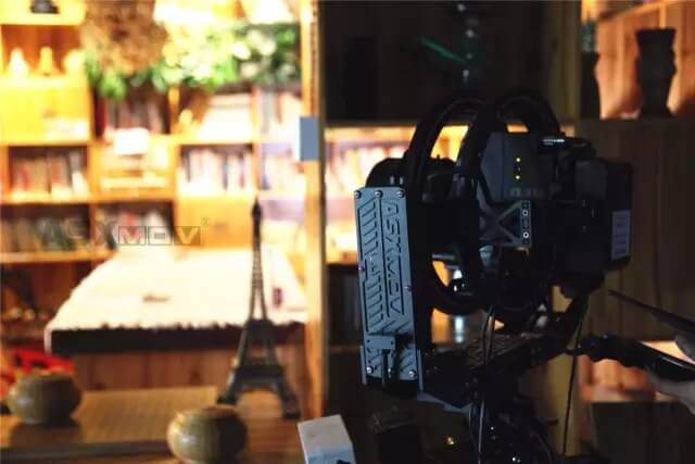 图片[14]-后期解密：如何在不用绿幕的情况下，实现和N个自己同时对话效果？-伊丞小站（YLIMHS.COM）