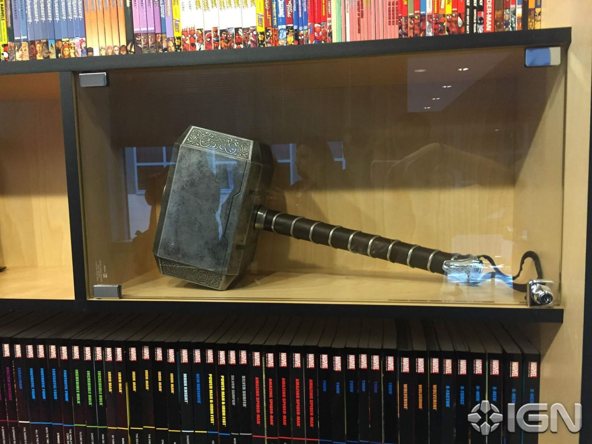 图片[8]-原来漫威工作室长这样？大量奢侈装备与新电影海报！-伊丞小站（YLIMHS.COM）